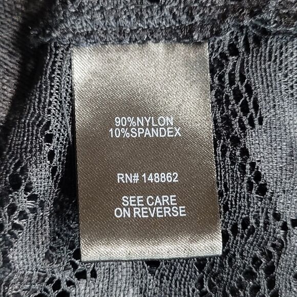 Torrid Black Floral Lace Top 2X Sheer Long Sleeve Mock Neck Whimsigoth Romantic - Picture 9 of 12